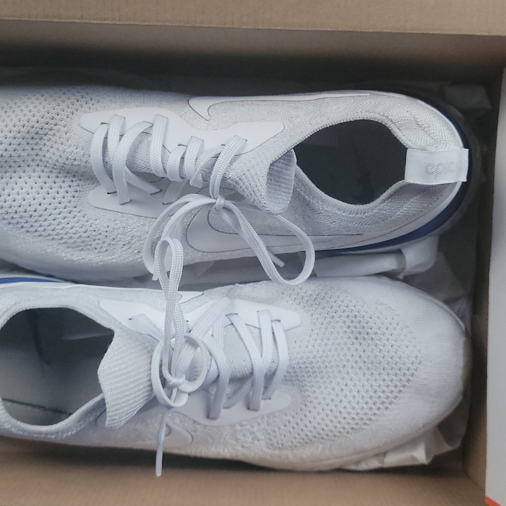 Nike  size 12  color white